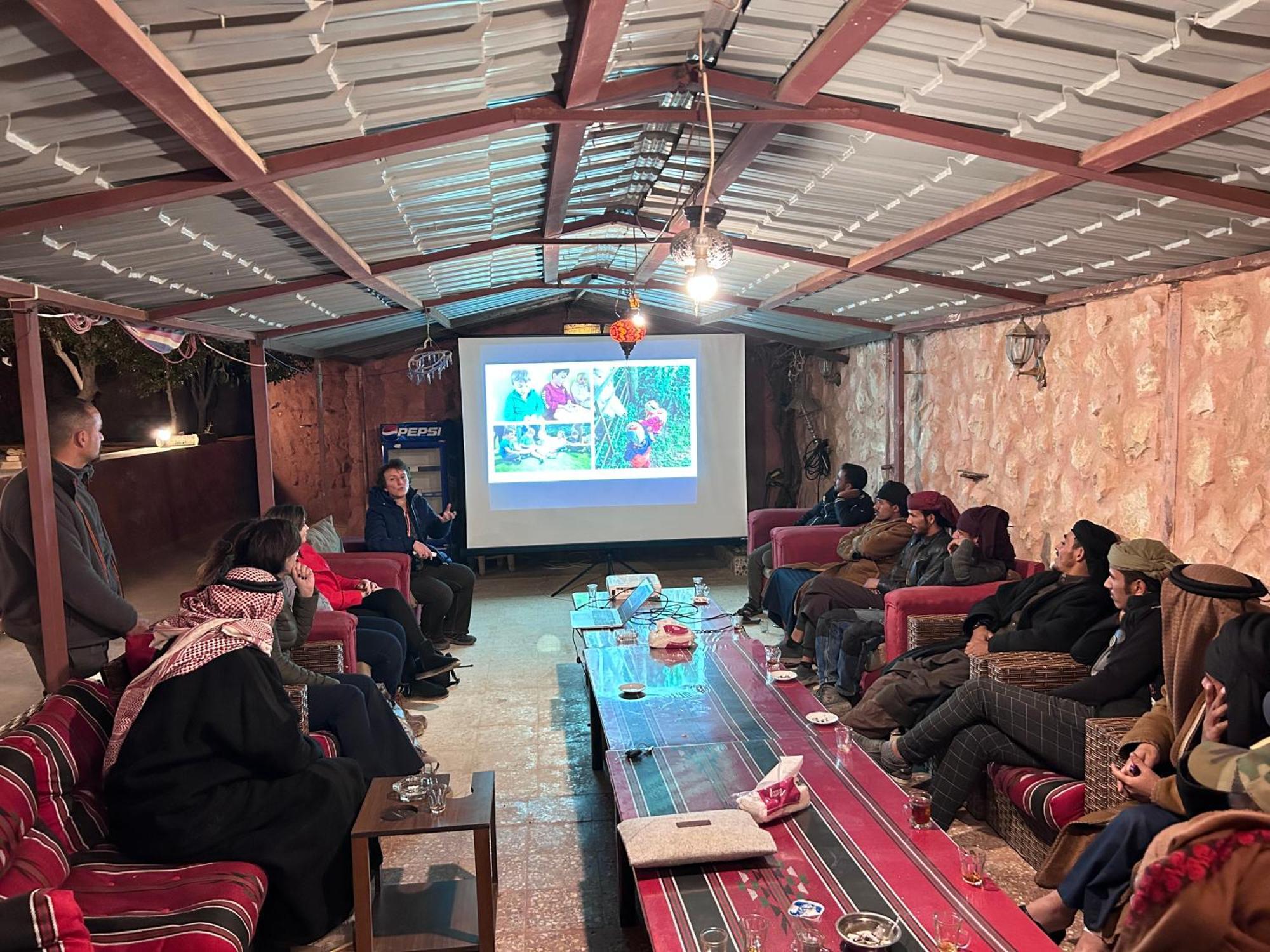 Guest House Attallah Wadi Musa Exterior photo